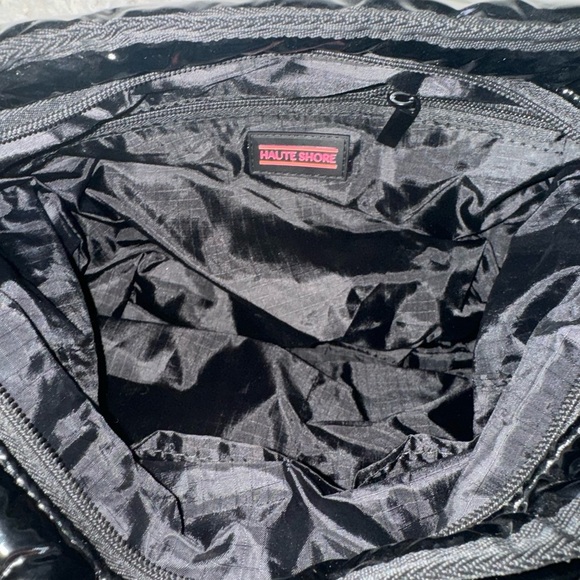 NWT Perri Noir Haute Shore Puffer Crossbody Purse with Black/Pink Handle - Picture 9 of 14